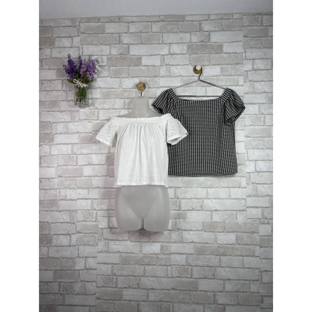 TWO Express Short Sleeve Blouses